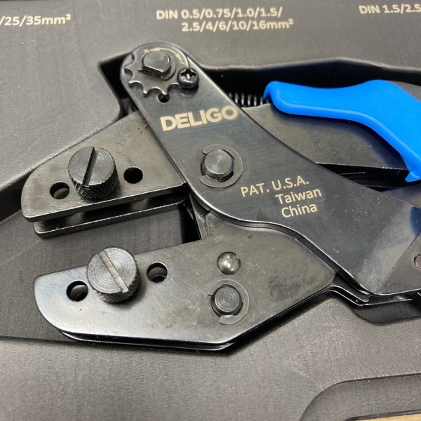 Crimping Tool for Wire Ferrules AWG 4 and 2 (25 and 35mm2)