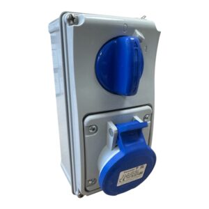 Famatel 16A 3 Pin 240V IP54 Compact Vertical Switched Interlocked Socket Blue - 19.3214B6