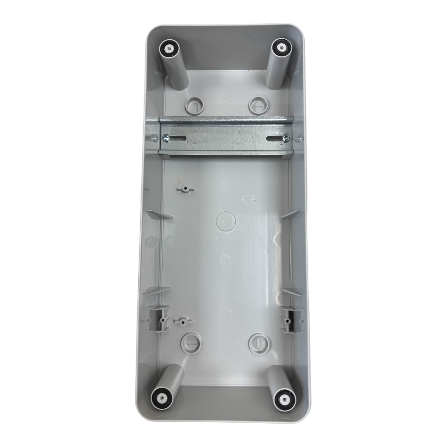 Famatel Acqua Combi Pre-die-cut Enclosure 6 Modules 305mm x 125mm x 107mm IP65 - 3928 - Image 6