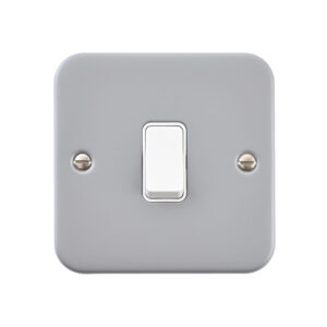 Saxby Metal Clad 10AX 1G 2-Way Switch - MC101