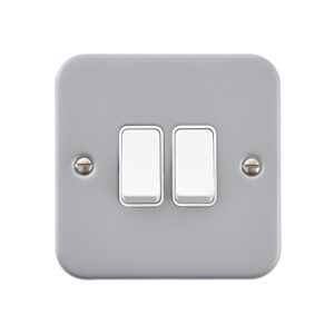 Saxby Metal Clad 10AX 2G 2-Way Switch - MC102