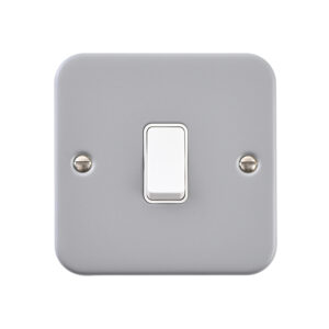 Saxby Metal Clad 10AX 1G Intermediate Switch - MC109
