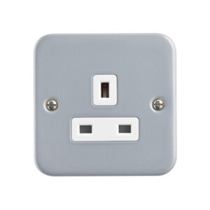 Saxby Metal Clad 13A 1G SP Unswitched Socket - MC431