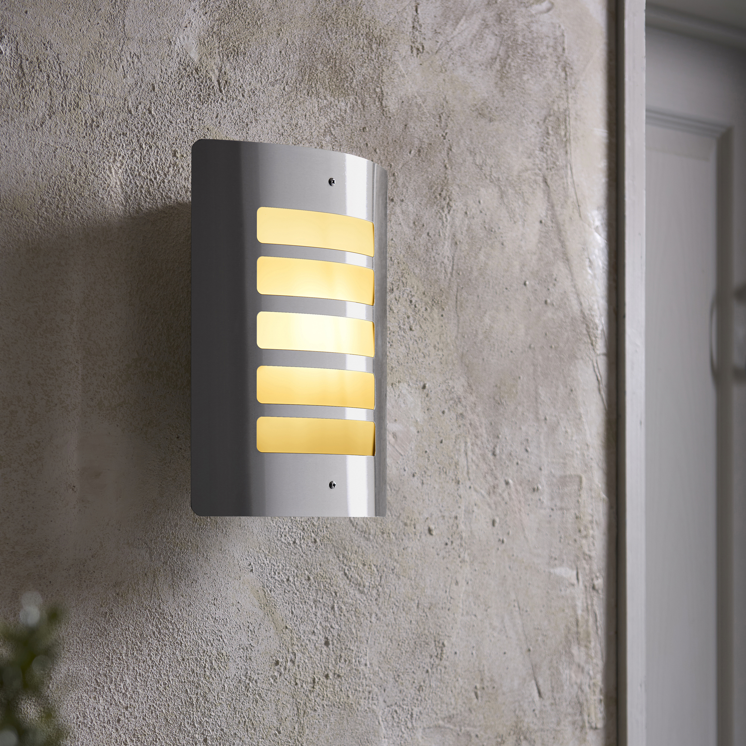 Saxby Bianco 1lt Wall IP44 15W - ST031F - Image 7