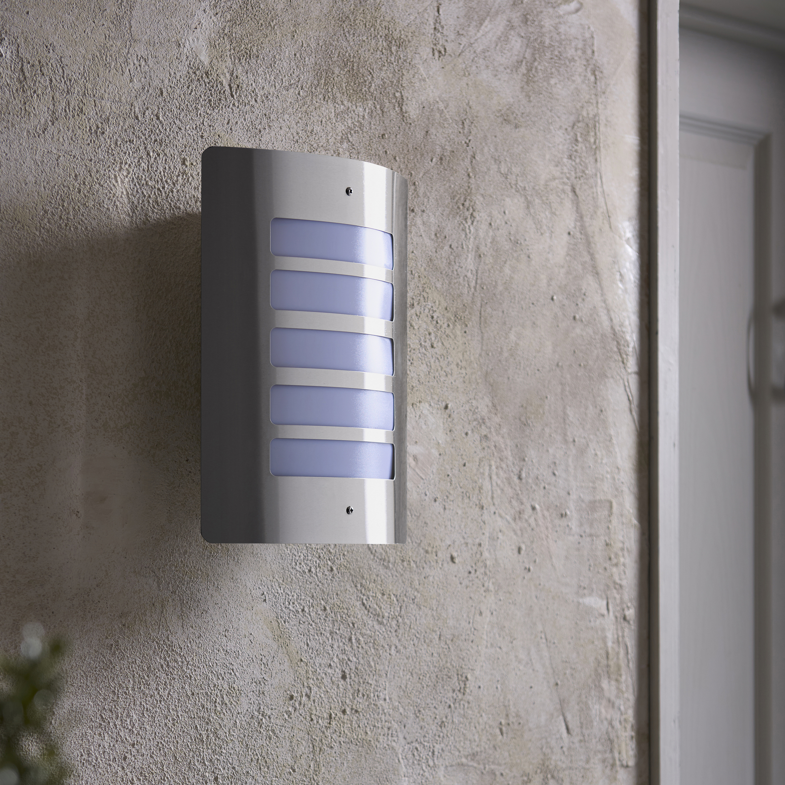 Saxby Bianco 1lt Wall IP44 15W - ST031F - Image 9