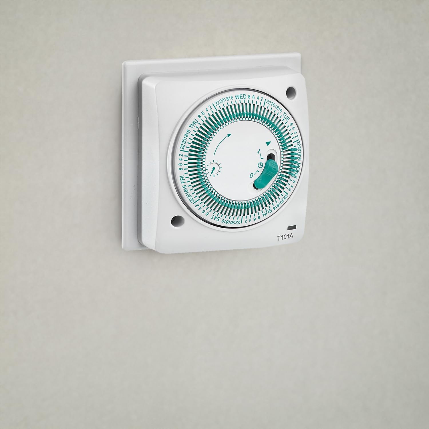 Greenbrook 7 Day Mechanical Timer Socket Box Mount 16A - T101A - Image 3